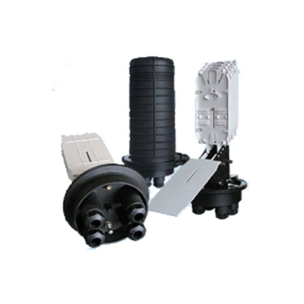 How to use a manual fiber optic cable cutting tool